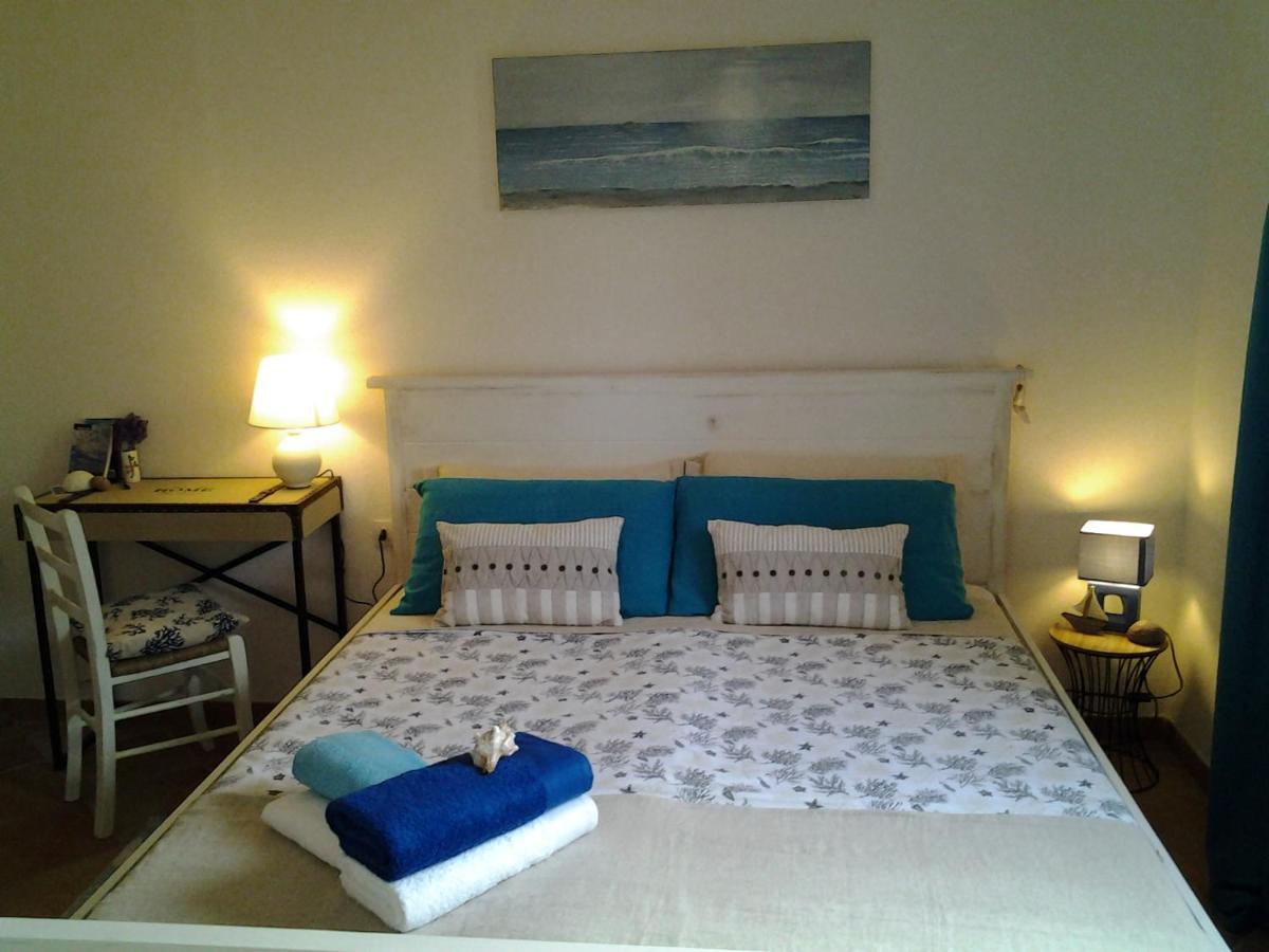 Frina Di Mari B&B San Teodoro  Kültér fotó