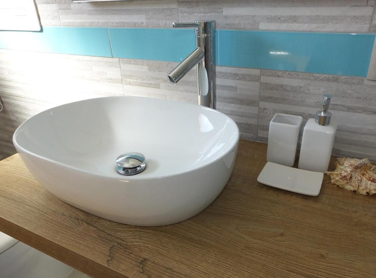 Frina Di Mari B&B San Teodoro  Kültér fotó