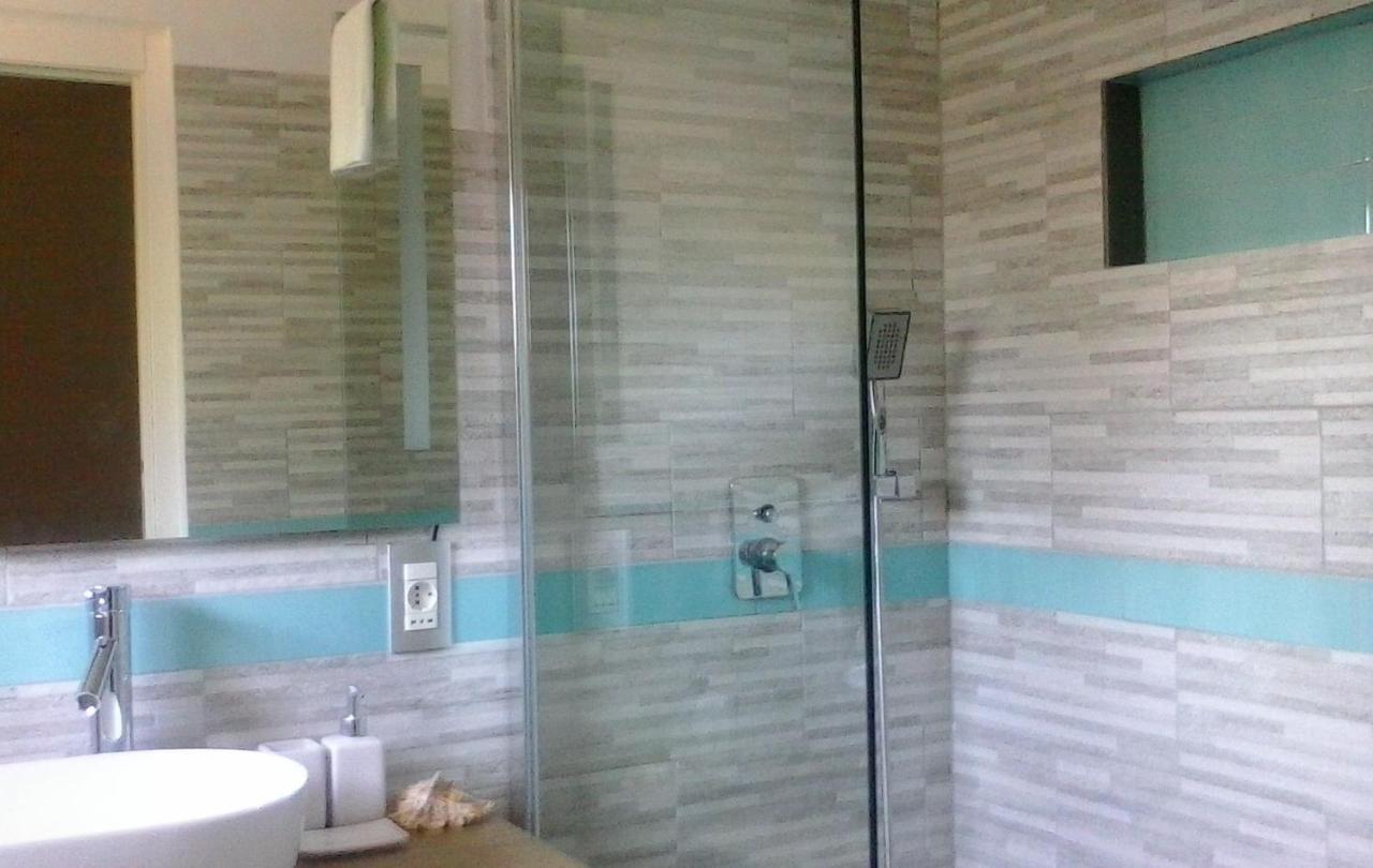 Frina Di Mari B&B San Teodoro  Kültér fotó